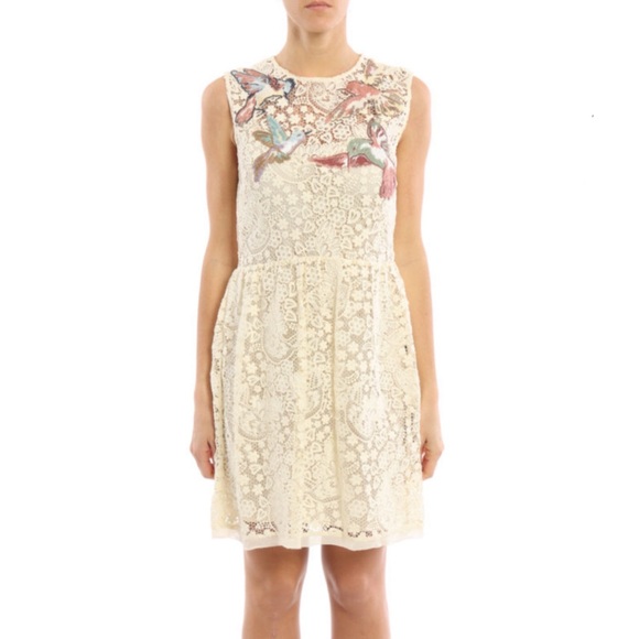 Valentino Red Floral Macrame Embroidered Dress - Picture 2 of 12